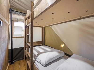 camping-aminess-maravea-safaritent-s-6-persons-interior-bunk-bed