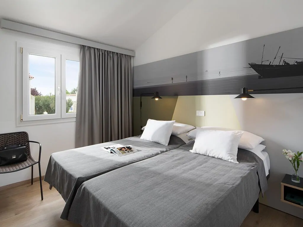 campsite-bivillage-holiday-home-standard-interior-bedroom