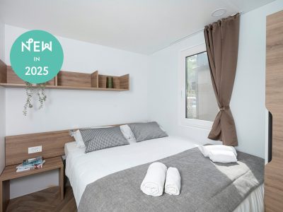 campsite-park-umag-premium-plus-interior-bedroom-double-bed