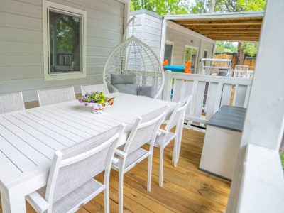 happy-superior-exterior-terrace-2