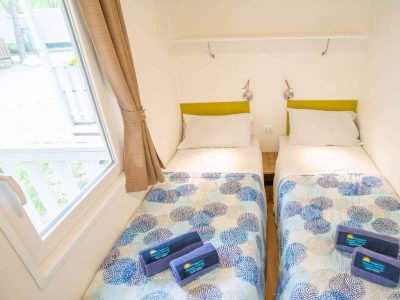 happy-superior-interior-single-beds-i