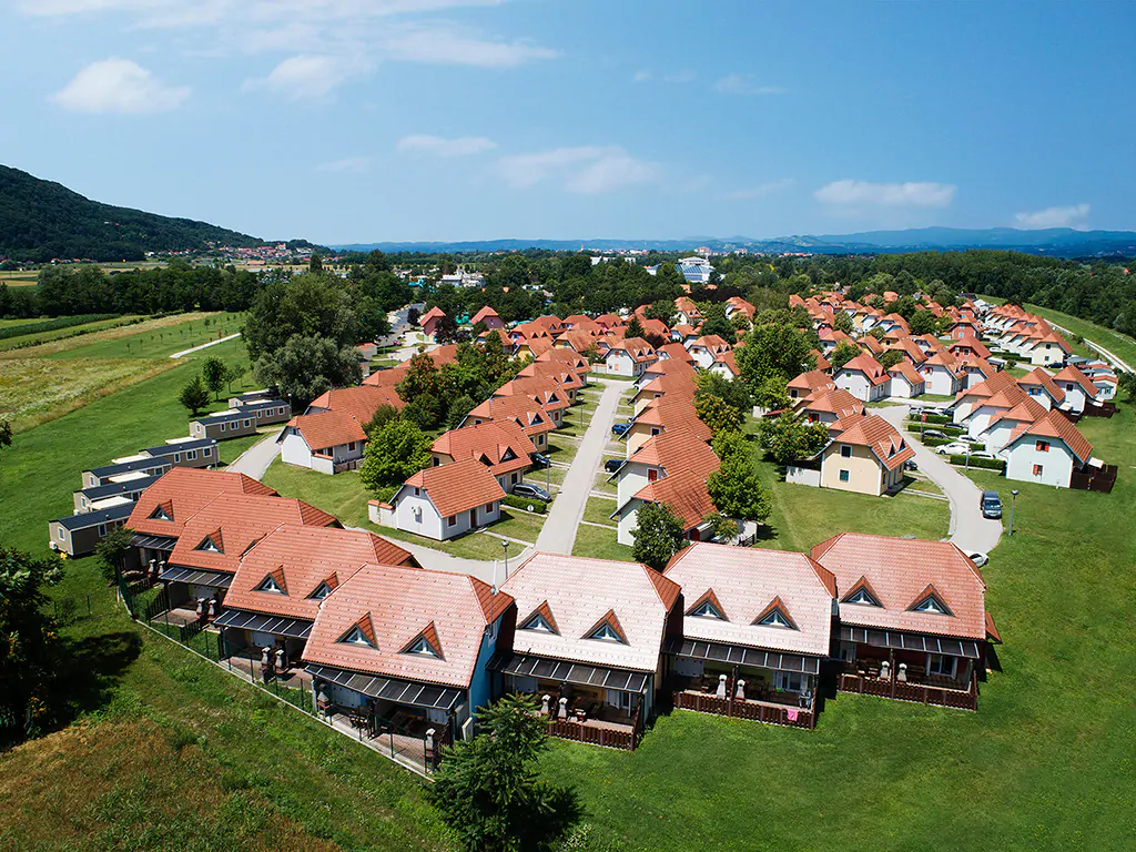 terme-catez-apartments-exterior-view-from-above