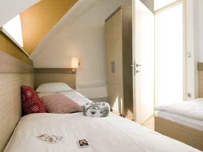 terme-catez-apartments-interior-bedroom