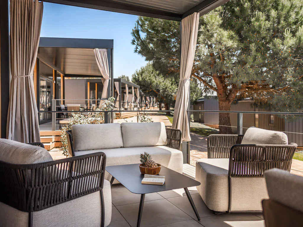 aminess-planet-camping-sirena-luxury-holiday-home-exterior-terrace-view