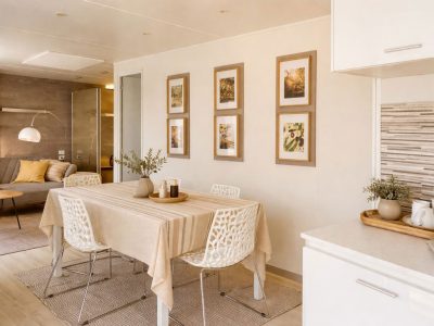 camping-ulika-rovinj-viletta-interior-living-area-view