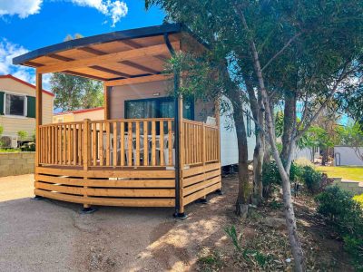 camping-village-capo-dorso-mobile-home-baia-revolution-plus-exterior-terrace