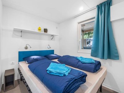 campsite-bijela-uvala-mobile-home-fuskulin-interior-bedroom-double-bed
