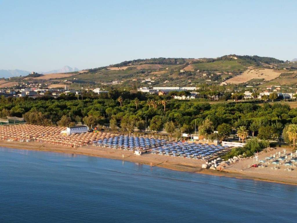 Duca Amedeo Camping Village photo 2