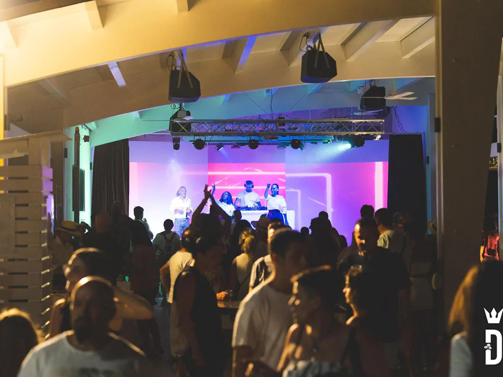 duca-amedeo-camping-village-party