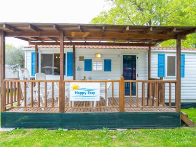 happy-easy-exterior-front-view-3