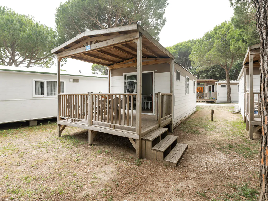 jesolo-mare-family-camping-village-lodge-comfort-exterior-front-view
