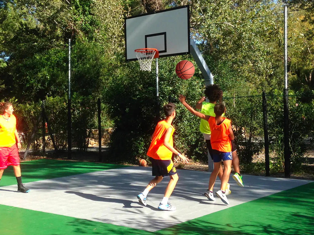 camping-village-le-esperidi-basketball