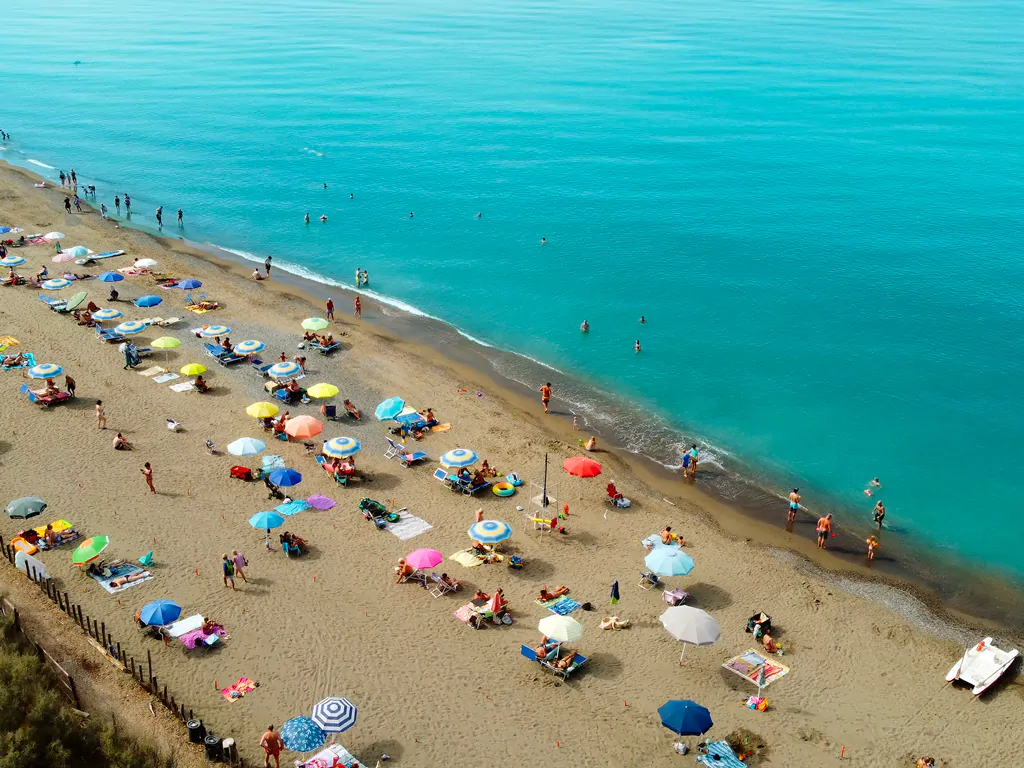 camping-village-le-esperidi-sandy-beach