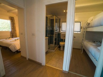 camping-village-resort-pax-4-inerior-bedroom-bathroom
