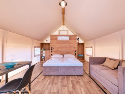camping-cikat-couple-tent-living-room