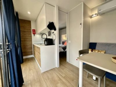 campsite-gasparina-estivo-premium-deluxe-bedroom-entrance