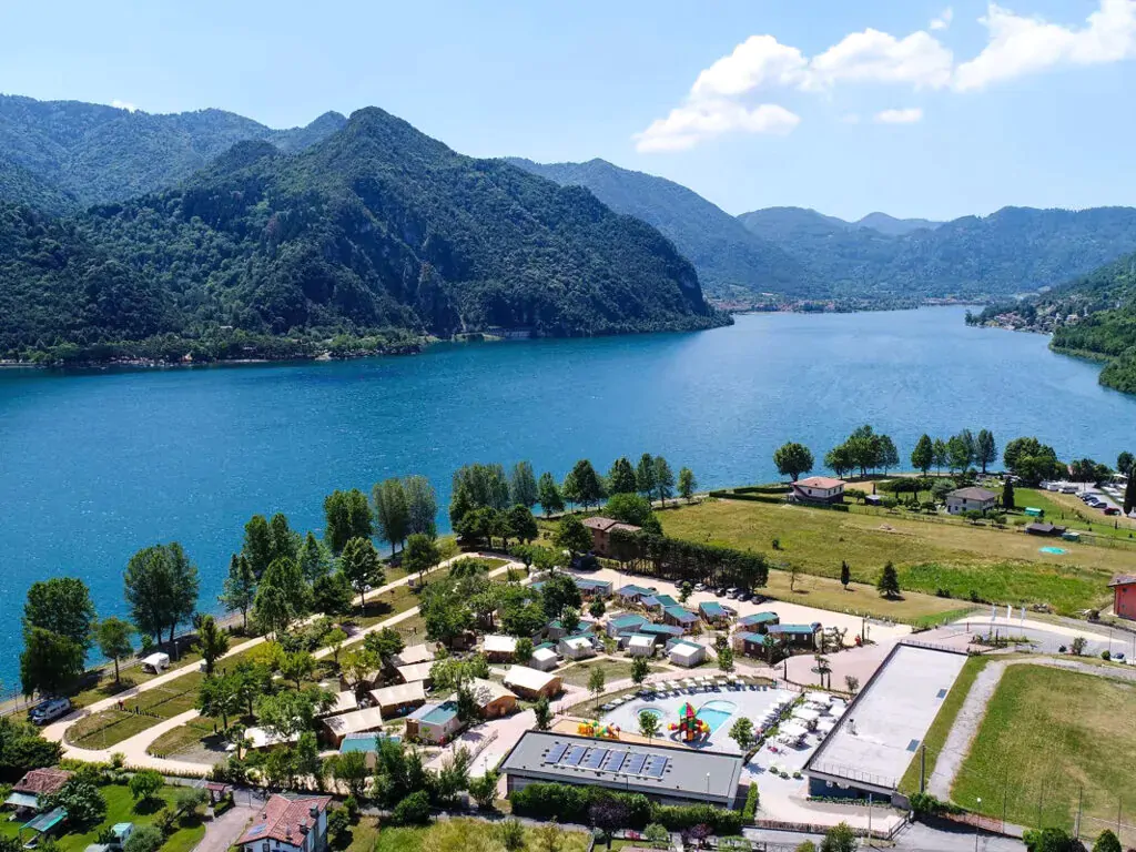 lago-idro-glamping-boutique-exterior-campsite-overview-1024x768-jpg