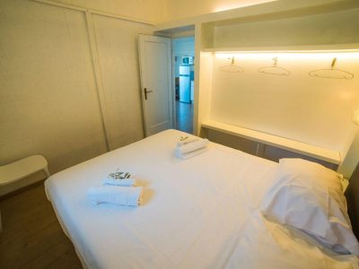 vallicella-glamping-resort-chalet-for-6-interior-bedroom-double-bed