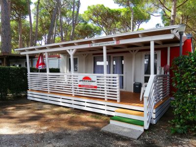 hu-park-albatros-village-mobile-home-premium-i-exterior-terrace