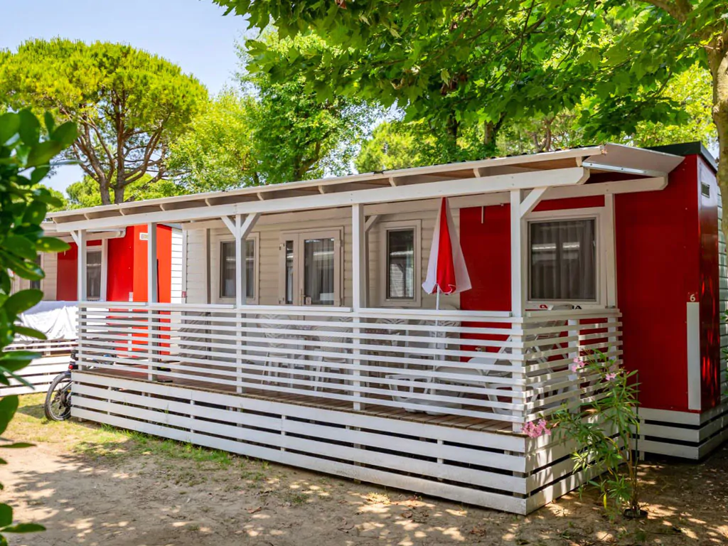 italy-camping-village-mobile-home-premium-a-plus-exterior-frontview