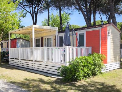 marina-di-venezia-mobile-home-klassik-a-exterior-frontview