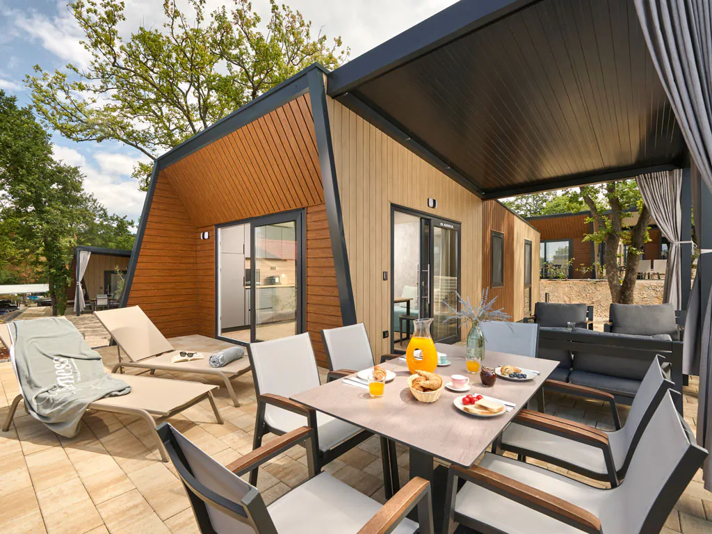 aminess-atea-camping-resort-luxury-glamping-villa-3