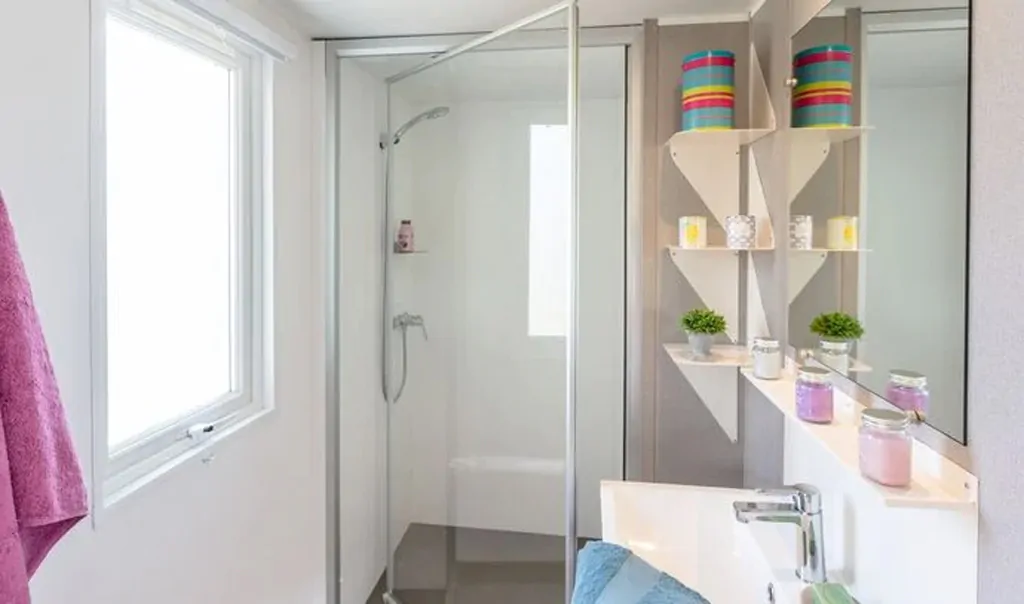 comfort-terrace-6-interior-bathroom