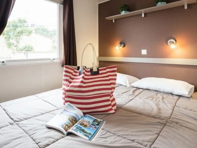 comfort-terrace-6-interior-double-bed