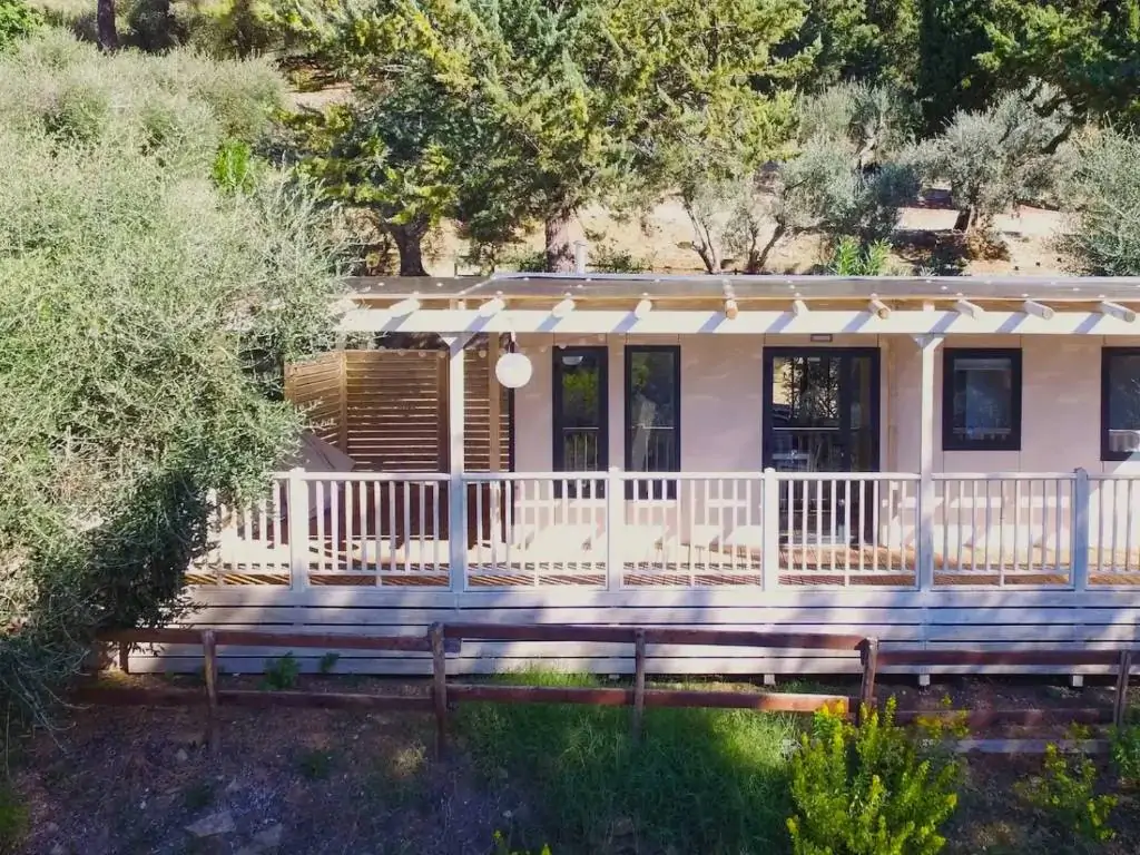 vallicella-glamping-resort-cottage-next-l-view-from-the-front