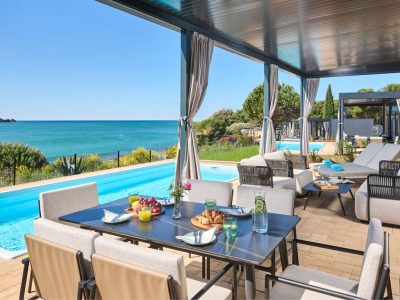 aminess-planet-camping-sirena-mobile-home-luxury-sea-view-with-private-pool-exterior-terrace-and-pool