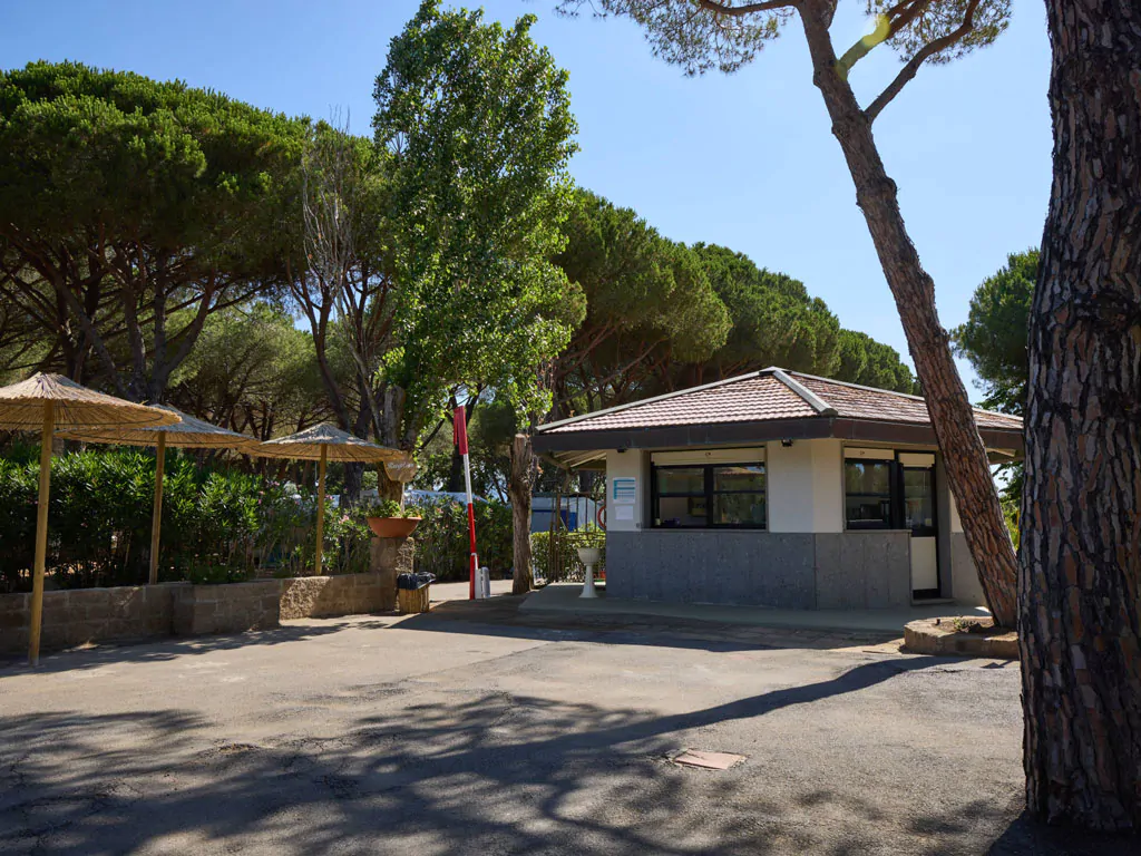 camping-costa-d-argento-entrance-reception