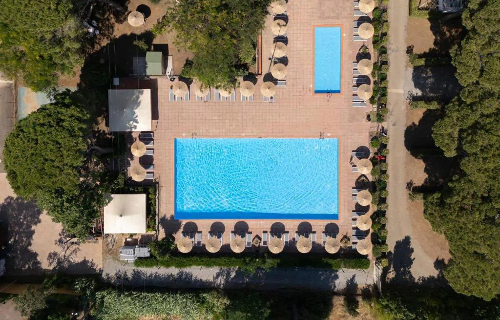 camping-costa-d-argento-pool-air-view