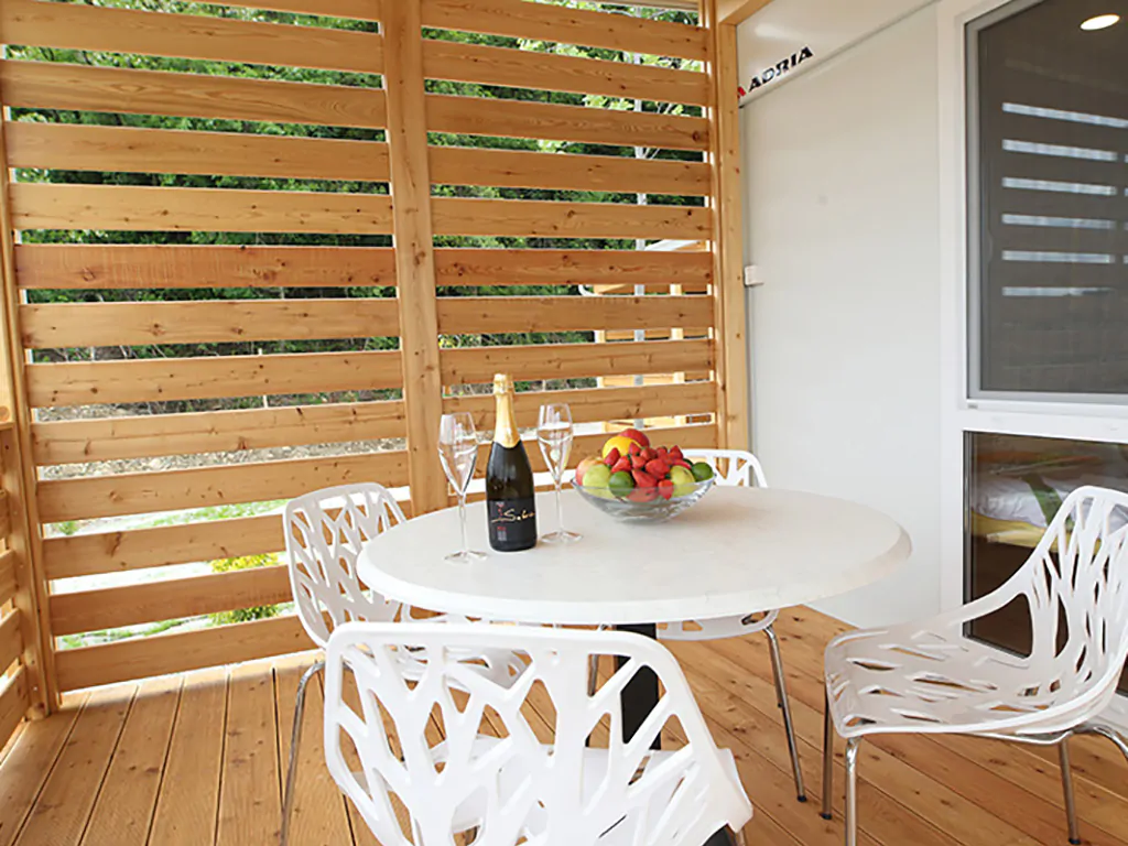 campsite-saksida-mobile-homes-exterior-terrace