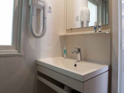 mobile-home-happy-premium-suite-bathroom-sink-view