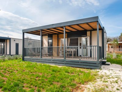 camping-naturist-solaris-casa-pini-mobile-home-luxury-exterior-mobile-home-view