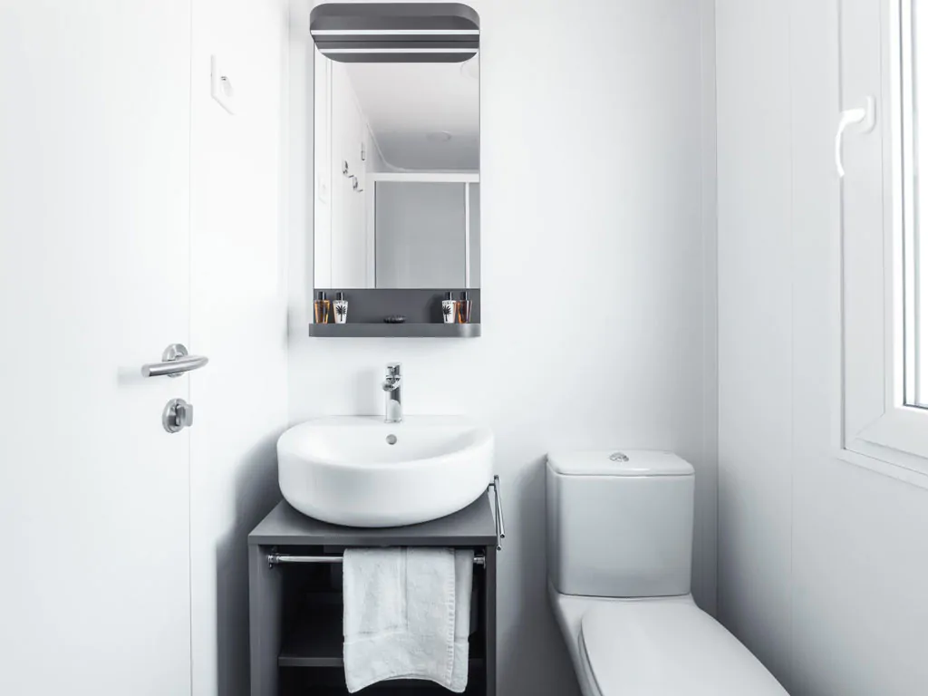 tenuta-primero-mobile-home-cottage-superior-3-interior-bathroom