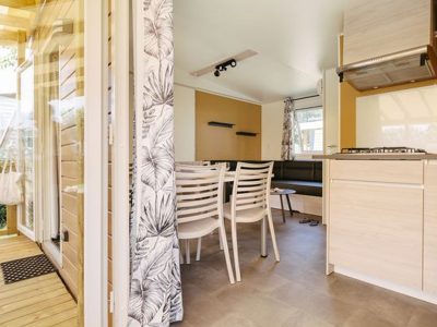hu-girasole-village-mobile-home-premium-for-6-persons-interior-kitchen-view
