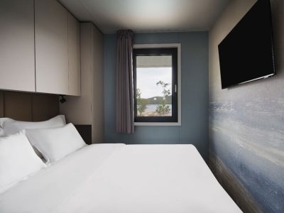 amadria-park-sibenik-beach-villa-pool-sauna-interior-bedroom