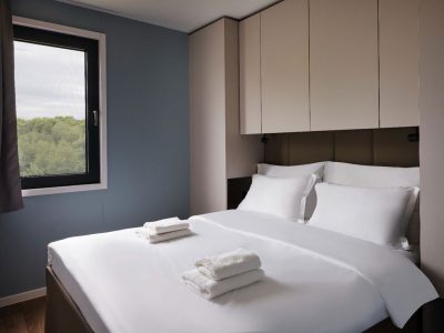 amadria-park-sibenik-beach-villa-pool-sauna-interior-bedroom-ii