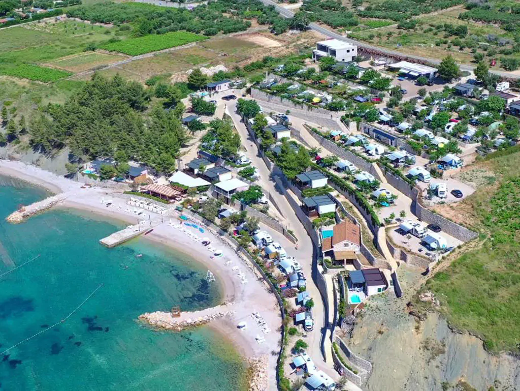 campsite-lavanda-air-view