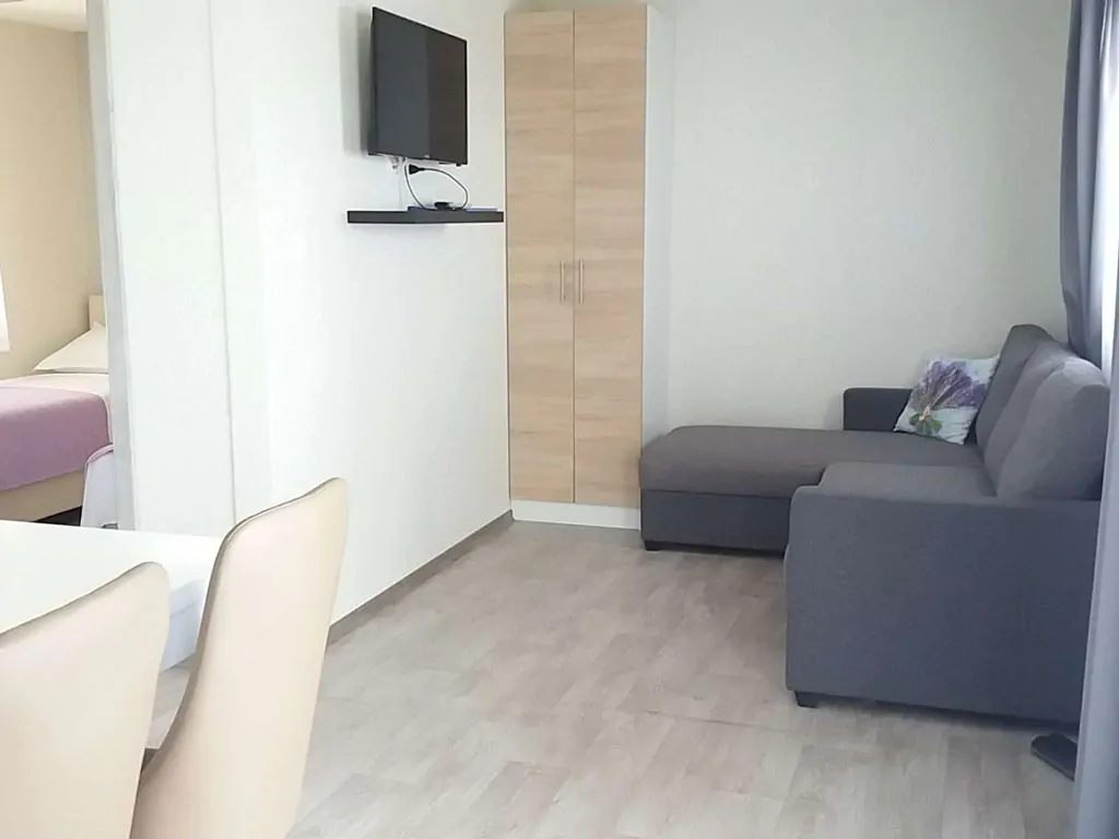 campsite-lavanda-mobile-home-premium-interior-living-room