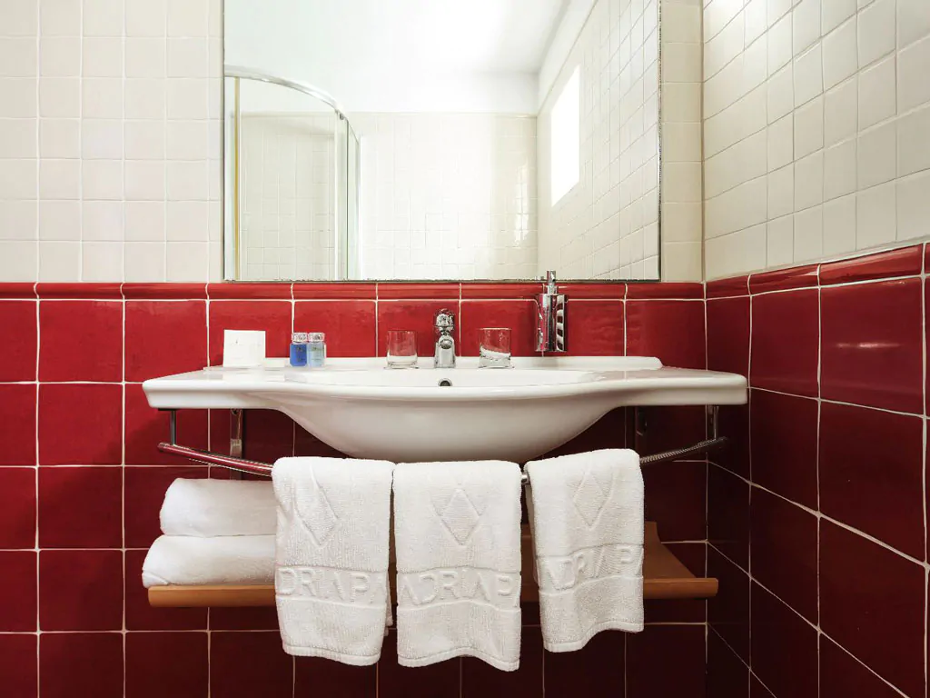 amadria-park-sibenik-apartment-32-interior-bathroom
