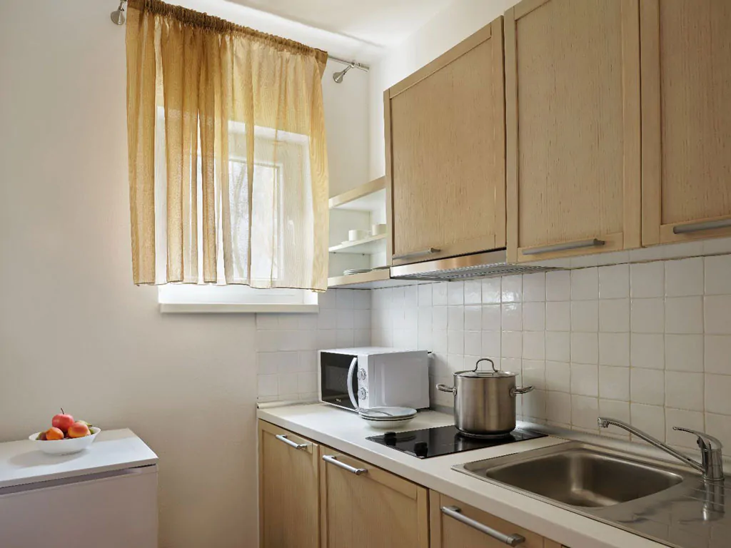 amadria-park-sibenik-apartment-32-interior-kitchen