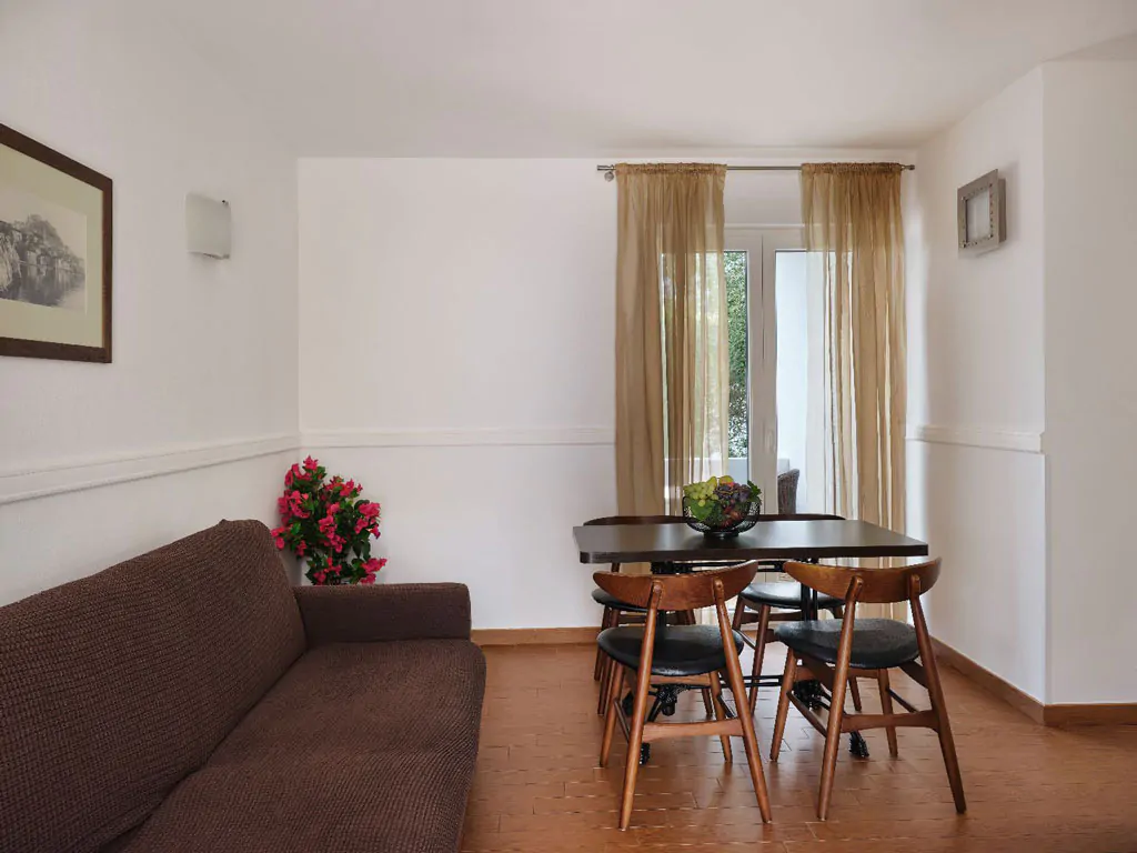 amadria-park-sibenik-apartment-32-interior-livingroom