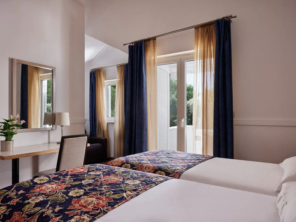 amadria-park-sibenik-apartment-43-interior-bedroom-ii