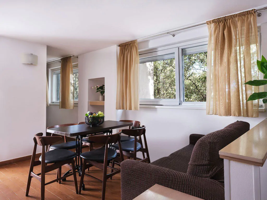 amadria-park-sibenik-apartment-43-interior-livingroom