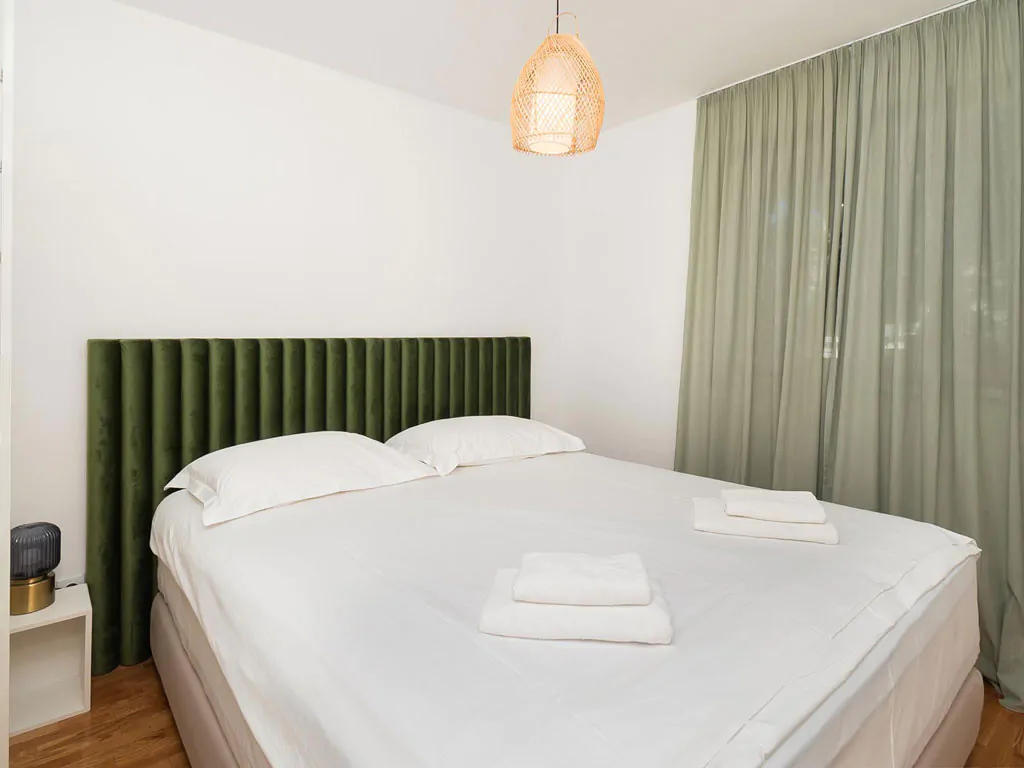 amadria-park-sibenik-villa-kornati-apartment-sea-view-interior-bedroom-double-bed-view