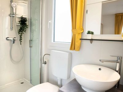 campsite-lavanda-mobile-home-luxury-pool-interior-bathroom-sink