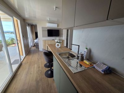 campsite-lavanda-mobile-home-sunset-pool-interior-kitchen