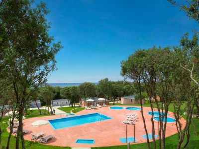 campsite-polari-mobile-home-standard-with-shared-pool-exterior-mobile-home-pool-view